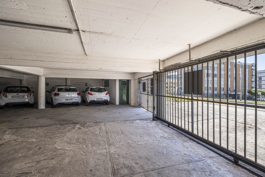 2 Bedroom Property for Sale in Humewood Eastern Cape